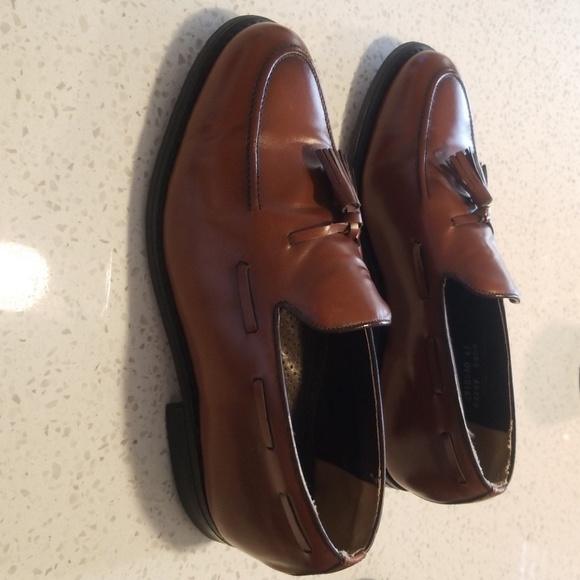 Tassled Dress Loafers - Picture 3 of 6